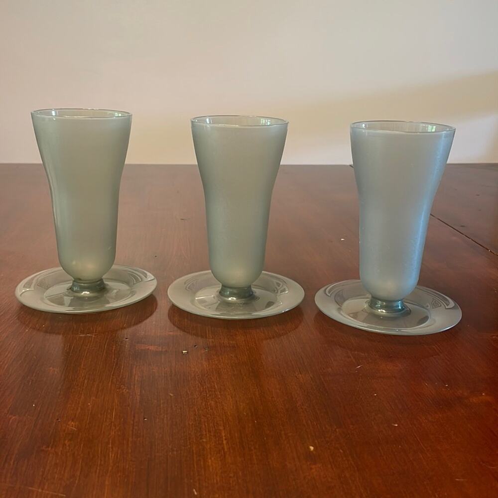 Vintage Tupperware gray cups set of 3